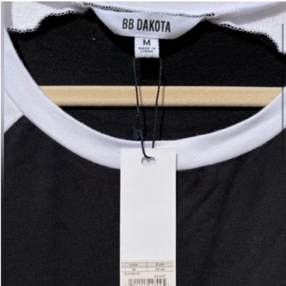 BB Dakota 7th Inning Stretch Baseball Dress Raglan Black/White-Medium - NWT - Picture 4 of 11